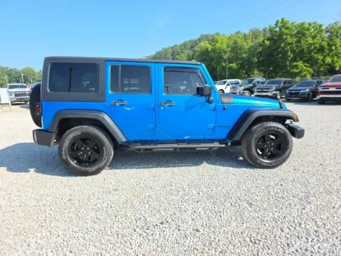 More photos of 2015 Jeep Wrangler Unlimited Sport at Hocking Valley Motors, OH