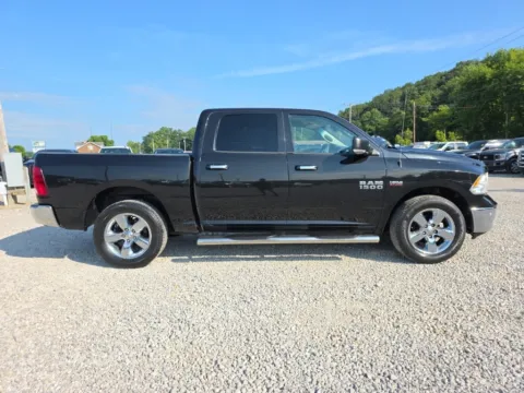 More photos of 2017 Ram 1500 Big Horn at Hocking Valley Motors, OH