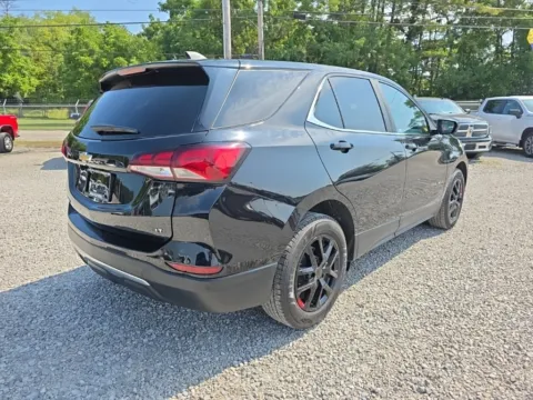 More photos of 2022 Chevrolet Equinox LT at Hocking Valley Motors, OH