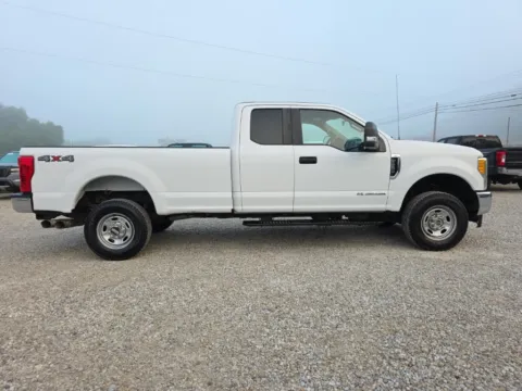 More photos of 2017 Ford F-250SD XL at Hocking Valley Motors, OH