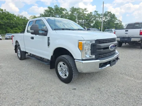 White 2017 Ford F-250SD XL for sale in Logan, OH