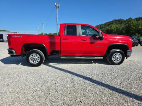 More photos of 2020 Chevrolet Silverado 2500HD LT at Hocking Valley Motors, OH
