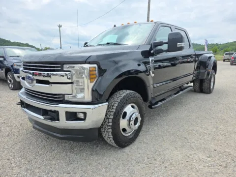 Another view of 2019 Ford F-350SD Lariat for sale in Logan, OH at Hocking Valley Motors