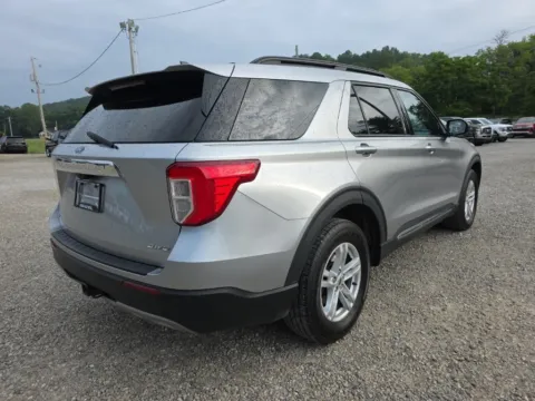 More photos of 2021 Ford Explorer XLT at Hocking Valley Motors, OH