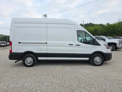 More photos of 2020 Ford Transit-350 at Hocking Valley Motors, OH