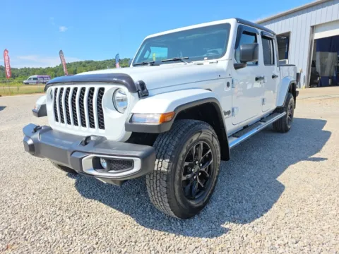 Another view of 2023 Jeep Gladiator Sport for sale in Logan, OH at Hocking Valley Motors