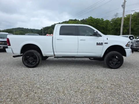 More photos of 2018 Ram 3500 Laramie at Hocking Valley Motors, OH