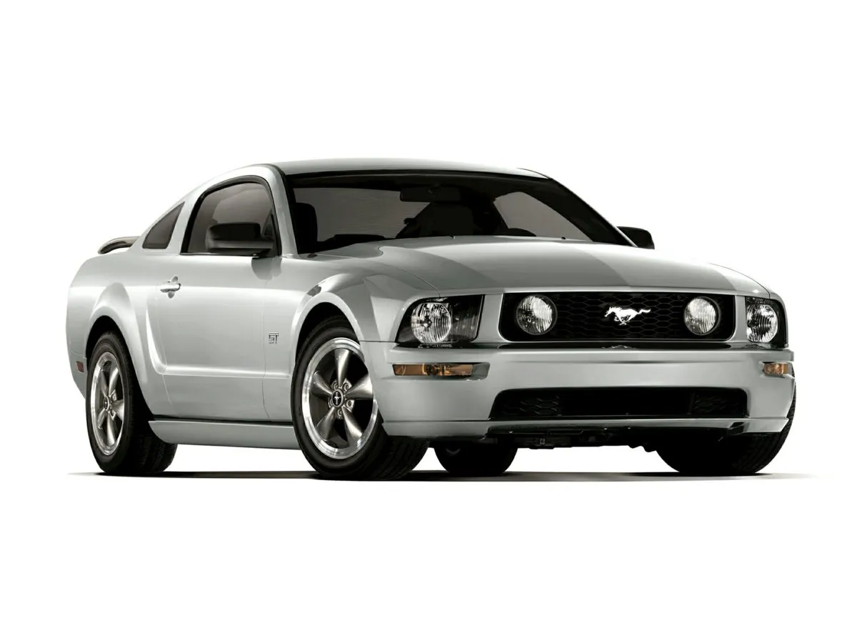 Beige 2007 Ford Mustang for sale in Logan, OH
