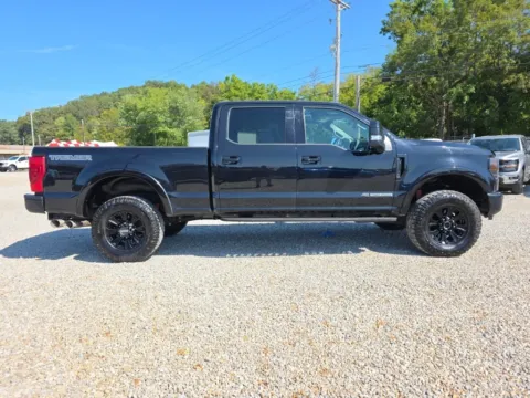 More photos of 2020 Ford F-350SD Lariat at Hocking Valley Motors, OH