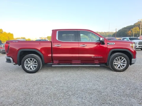 More photos of 2021 GMC Sierra 1500 SLT at Hocking Valley Motors, OH