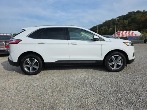 More photos of 2021 Ford Edge SEL at Hocking Valley Motors, OH