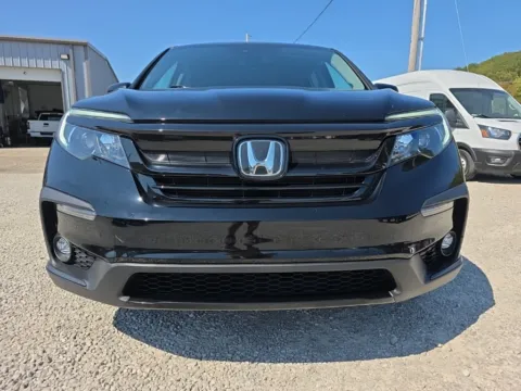 Photos of 2021 Honda Pilot Special Edition for sale in Logan, OH at Hocking Valley Motors