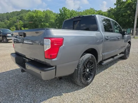 More photos of 2018 Nissan Titan SV at Hocking Valley Motors, OH