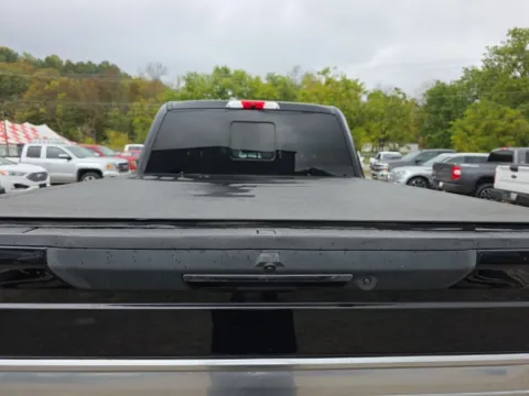 More photos of 2019 Ford F-250SD Platinum at Hocking Valley Motors, OH