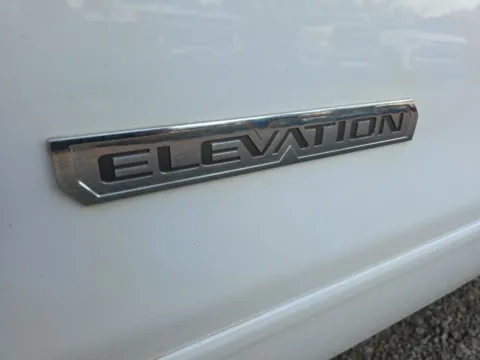 More photos of 2018 GMC Sierra 1500 at Hocking Valley Motors, OH