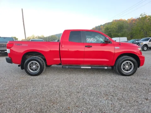 More photos of 2013 Toyota Tundra Grade at Hocking Valley Motors, OH