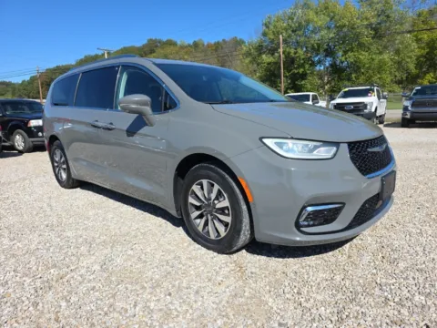 Gray 2021 Chrysler Pacifica Hybrid Touring L for sale in Logan, OH