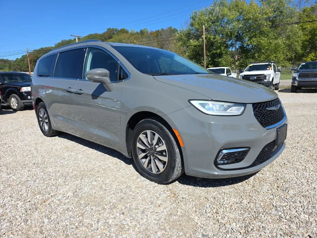 Gray 2021 Chrysler Pacifica Hybrid Touring L for sale in Logan, OH