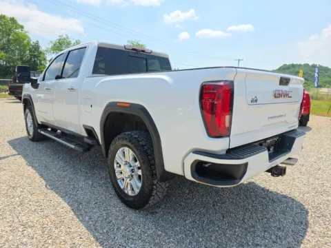 More photos of 2020 GMC Sierra 2500HD Denali at Hocking Valley Motors, OH