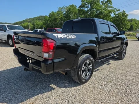 More photos of 2019 Toyota Tacoma TRD Sport at Hocking Valley Motors, OH