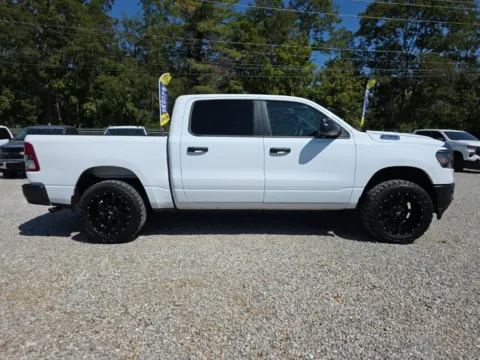 More photos of 2023 Ram 1500 Tradesman at Hocking Valley Motors, OH