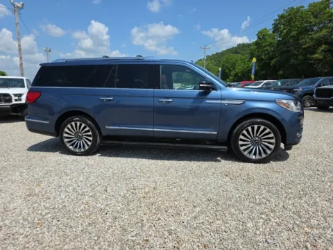 More photos of 2019 Lincoln Navigator L L Reserve at Hocking Valley Motors, OH