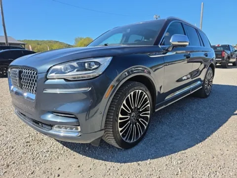 Another view of 2020 Lincoln Aviator Black Label for sale in Logan, OH at Hocking Valley Motors
