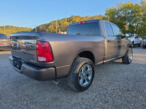 More photos of 2018 Ram 1500 Express at Hocking Valley Motors, OH