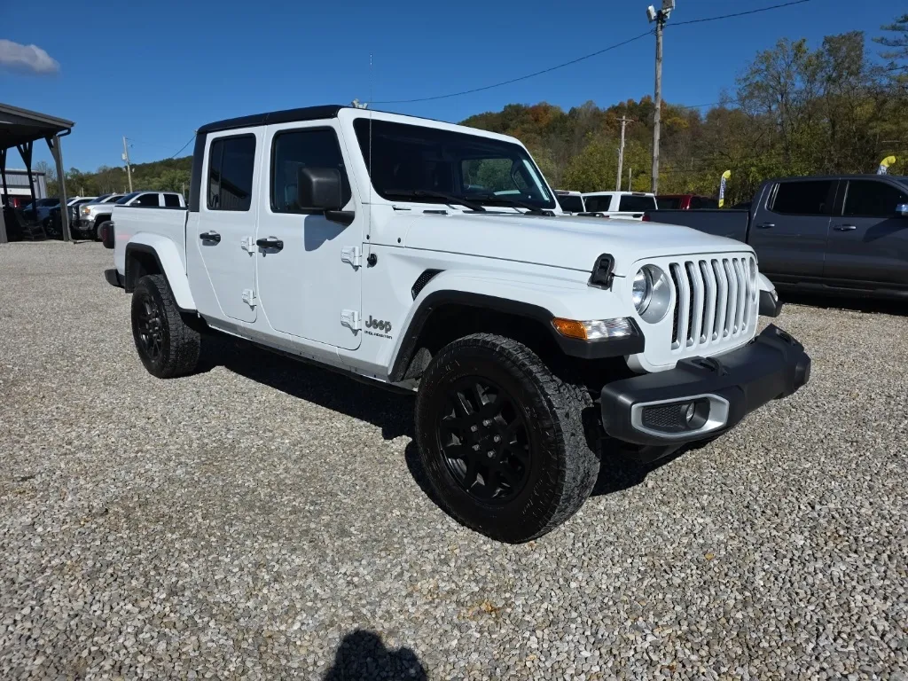 2023 Jeep Gladiator Overland for sale in Logan, OH
