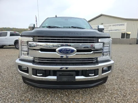 Photos of 2019 Ford F-350SD Lariat for sale in Logan, OH at Hocking Valley Motors