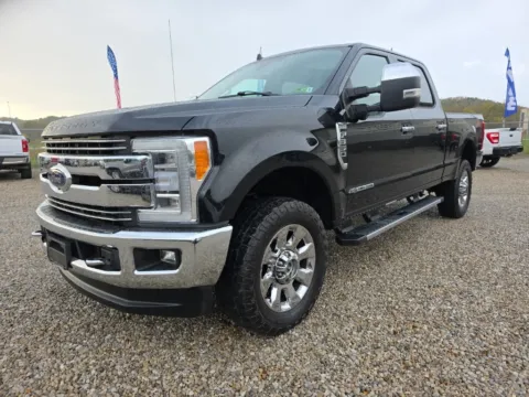 Another view of 2019 Ford F-350SD Lariat for sale in Logan, OH at Hocking Valley Motors