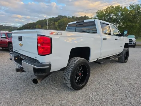 More photos of 2018 Chevrolet Silverado 2500HD LTZ at Hocking Valley Motors, OH