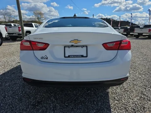 More photos of 2018 Chevrolet Malibu LS at Hocking Valley Motors, OH