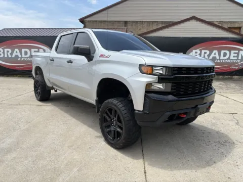Silver 2021 Chevrolet Silverado 1500 Custom Trail Boss for sale in Logan, OH