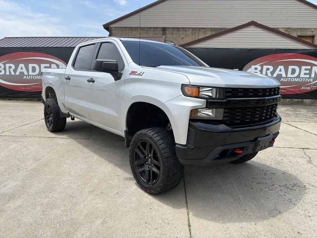 Silver 2021 Chevrolet Silverado 1500 Custom Trail Boss for sale in Logan, OH