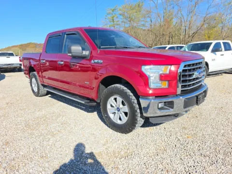 Red 2015 Ford F-150 XLT for sale in Logan, OH