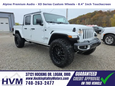 White 2023 Jeep Gladiator Overland for sale in Logan, OH