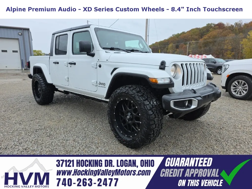White 2023 Jeep Gladiator Overland for sale in Logan, OH