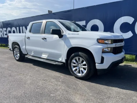 White 2021 Chevrolet Silverado 1500 Custom for sale in Logan, OH