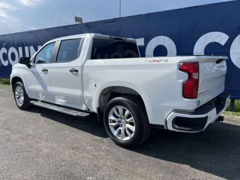 More photos of 2021 Chevrolet Silverado 1500 Custom at Hocking Valley Motors, OH