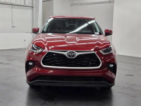 More photos of 2021 Toyota Highlander LE at Baja Auto Sales West, NV