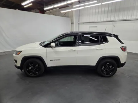 Photos of 2019 Jeep Compass Altitude for sale in Las Vegas, NV at Baja Auto Sales West