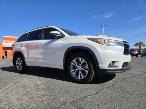 More photos of 2015 Toyota Highlander XLE at Baja Auto Sales West, NV