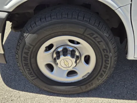 More photos of 2021 Chevrolet Express Passenger LT at Baja Auto Sales West, NV