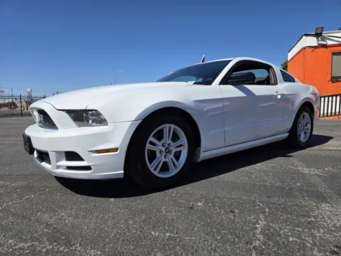 White 2014 Ford Mustang V6 for sale in Las Vegas, NV