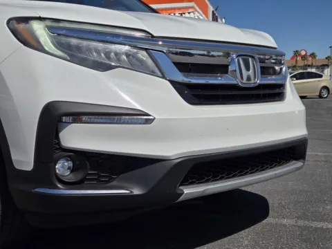 More photos of 2020 Honda Pilot Touring 7-Passenger at Baja Auto Sales West, NV