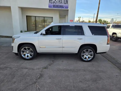 Photos of 2019 Cadillac Escalade Platinum for sale in Las Vegas, NV at Baja Auto Sales West