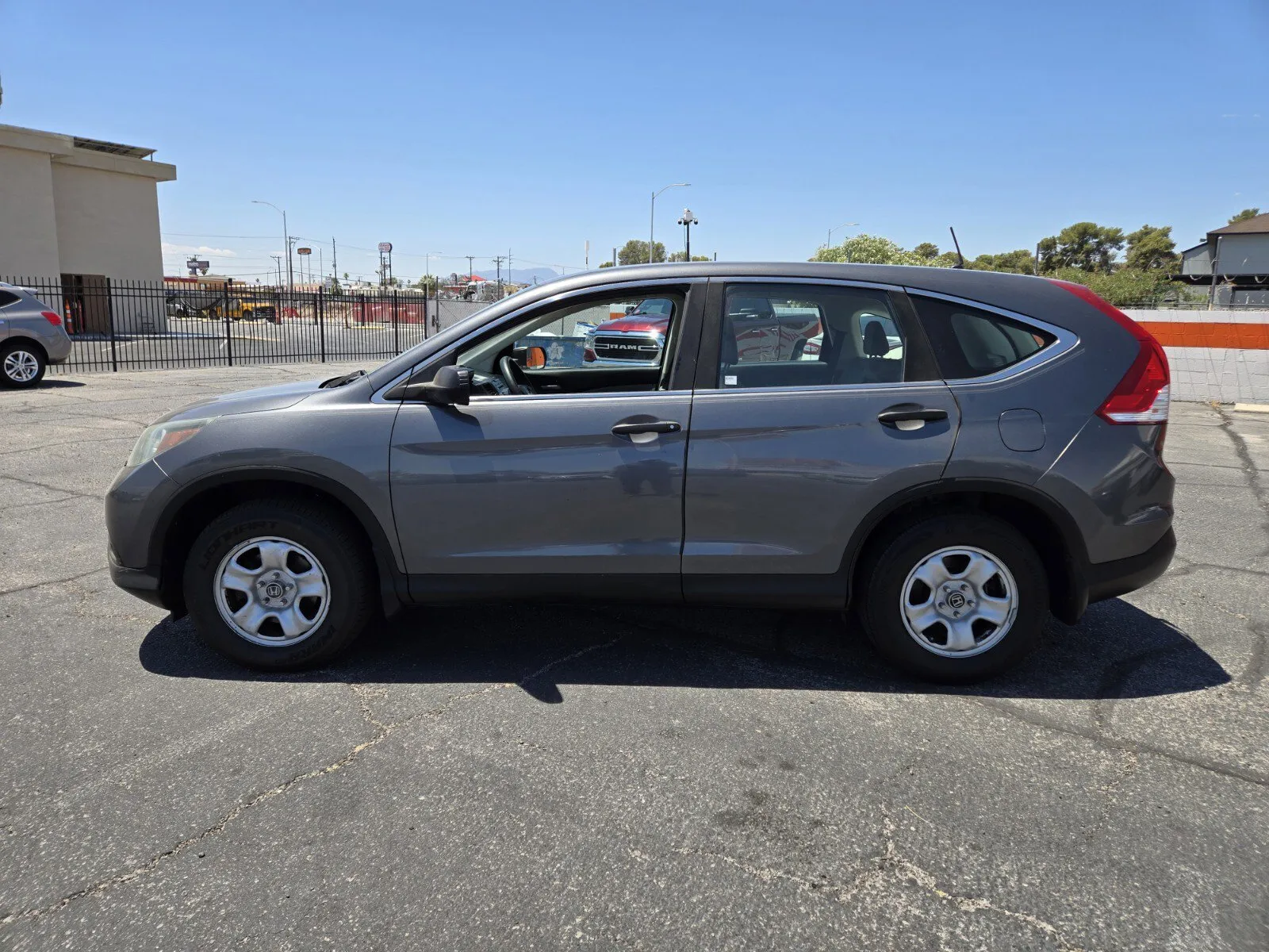 Honda CR-V photo 2