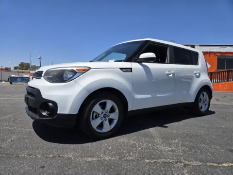 White 2018 Kia Soul for sale in Las Vegas, NV