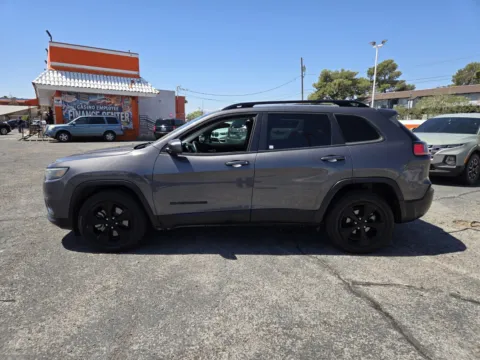 Photos of 2019 Jeep Cherokee Altitude for sale in Las Vegas, NV at Baja Auto Sales West
